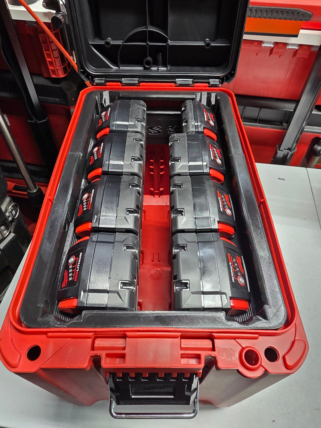 TOOL TAMERZ brand insert for multiple M18 batteries